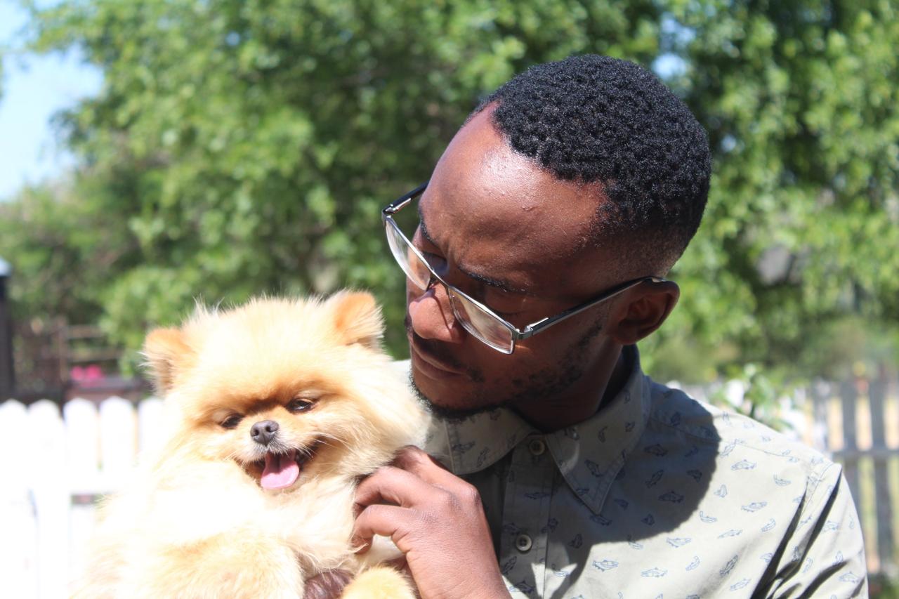 Akim with Pomeranian